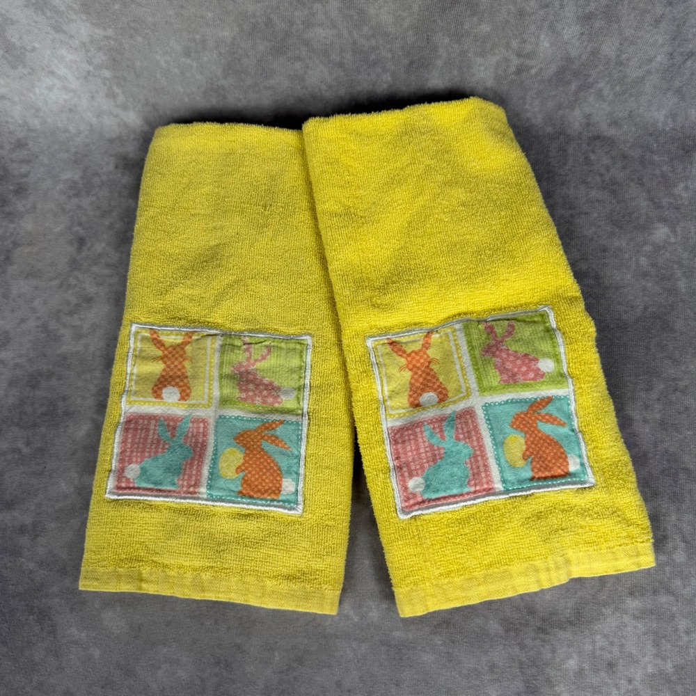 2 Vtg Easter Bunny Rabbit Yellow Hand Towels Set‎ Cotton Spring Decor Applique